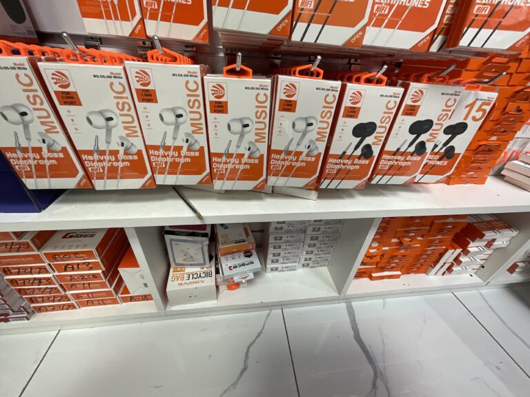 MG 3.5MM Port Headphone MG-DS300 White/Black